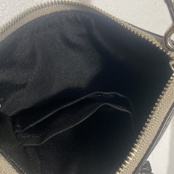 Coach🖤Leatherware Logo Sneakers+🎀Wristlet+🔑chains - Picture 14 of 17